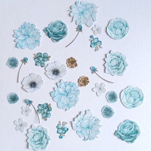 30 fustellati di fiori misti, colori blu acqua/verde, forme ritagliate di teste di fiori, toppers per carte, forniture per la creazione di biglietti, abbellimenti di carta