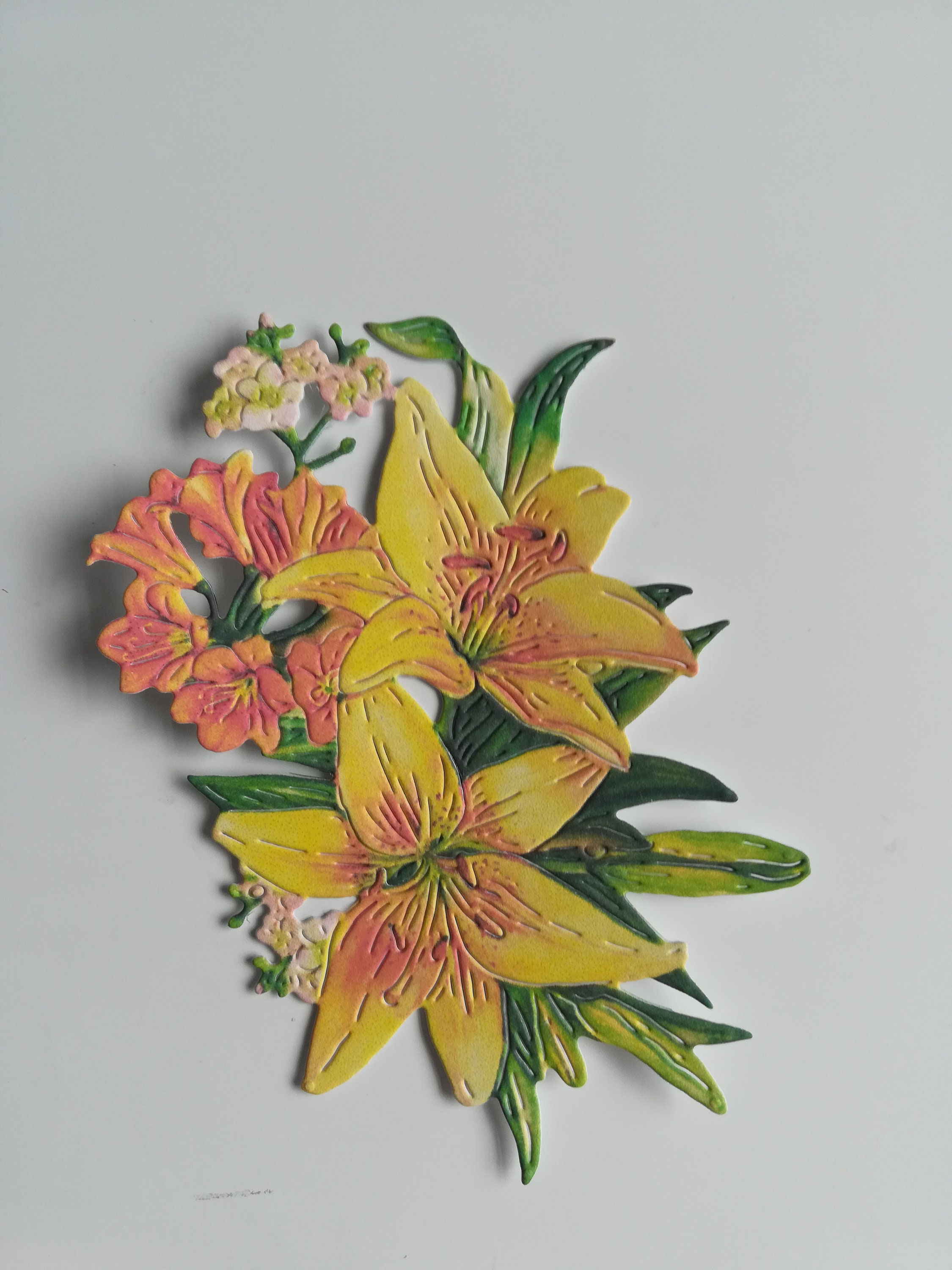 Materials Papercraft die cut flowers Yellow lilies die cuts x 4 lily