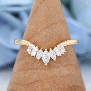 Curved wedding band Vintage yellow gold Marquise cut Diamond/Moissanite wedding band Baguette cut ring Matching Stacking Bridal Promise band