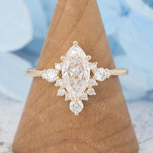 1 CT IGI certificated Lab grown diamond engagement ring Vintage yellow gold ring Marquise diamond ring Art deco Bridal ring Anniversary gift