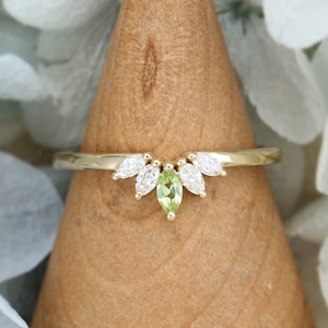 Marquise cut Olivine wedding band women Curved wedding band yellow gold Green peridot ring Unique diamond stacking Matching band Bridal band