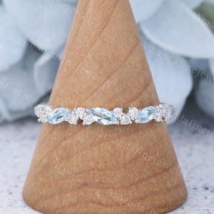 Alianza de boda única de aguamarina marquesa, alianza de boda de oro blanco con moissanita, alianza de boda vintage, anillo de compromiso a juego, anillo de boda apilable