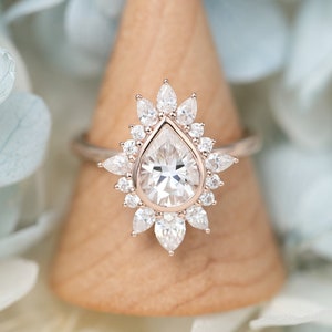 Moissanite engagement ring pear shaped ring vintage rose gold Unique Antique Halo Cluster Dainty wedding Bridal gift ring engagement ring