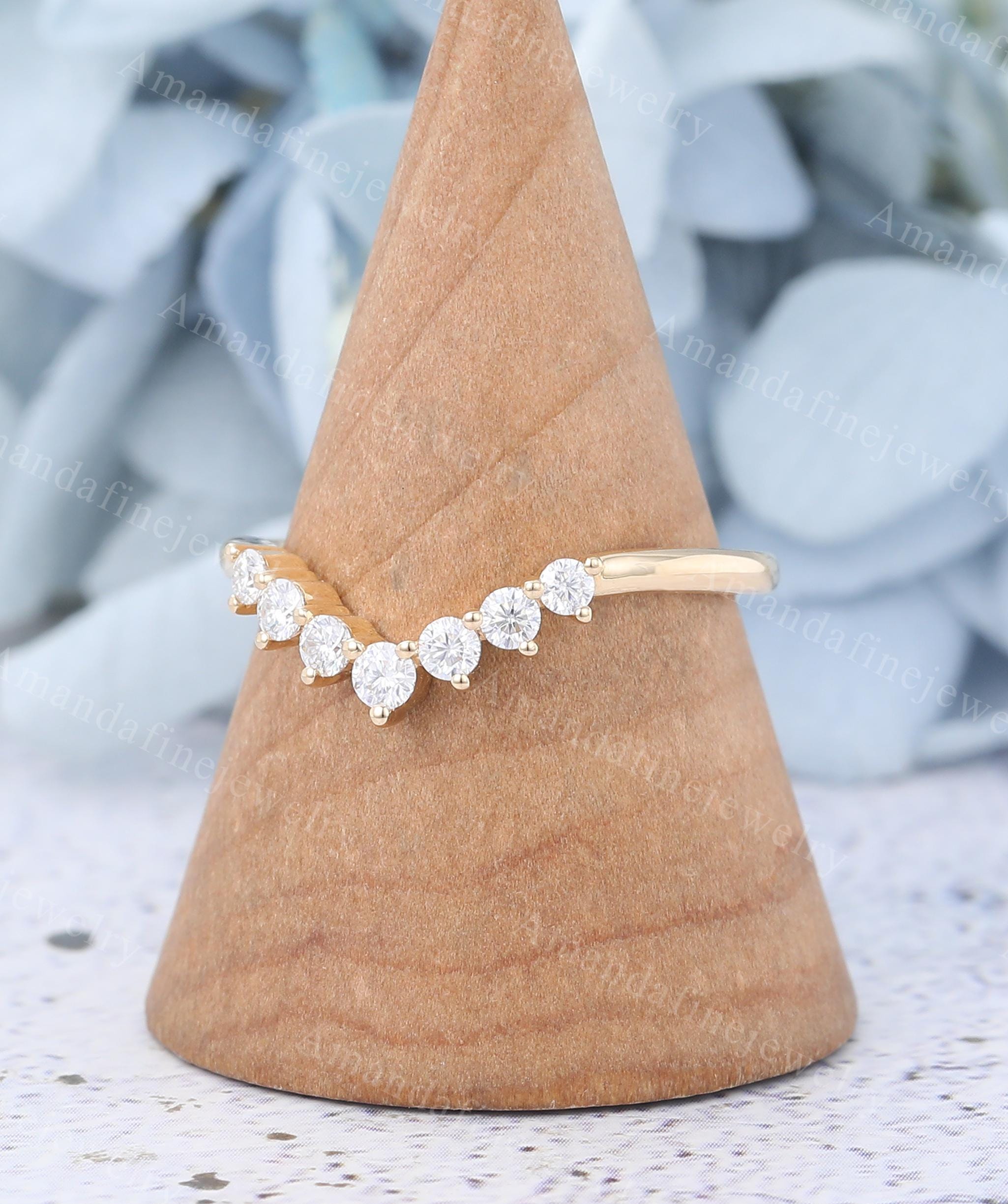 Curved Wedding Band Unique Yellow Gold Wedding Band Simple Vintage ...