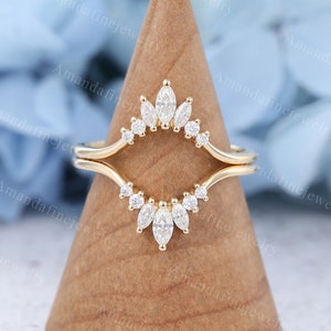 2 PCS Curved wedding band Yellow gold moissanite wedding band delicate Marquise cut diamond ring Vintage Matching Stacking Bridal ring
