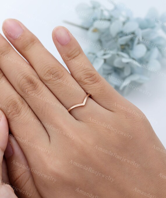 Simple Plain Curved Wedding Band Rose Gold Women Delicate Matching Stacking V Shaped Chevron Band Bridal Wedding Anniversary Gift for Her