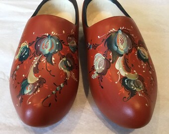norwegian clogs