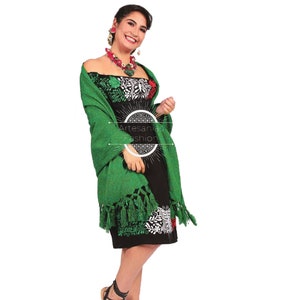Rebozo Mexican con  Mexican shawl