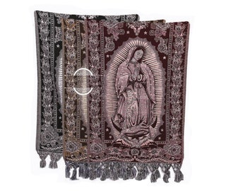 Rebozo Mexican con imagen de  la Virgen de Guadalupe  Mexican shawl with image of Virgen Mary