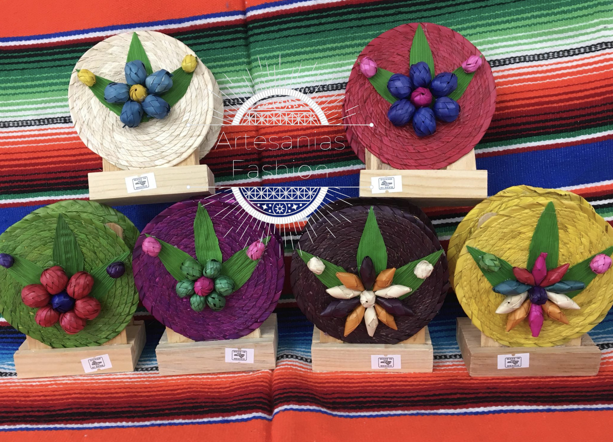 Set of 3 or 6 Palm Leaf Napkin Holder. Servilleteros De Hoja De