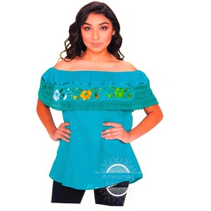 Blusa Mexican con Flores /Mexican Embroidery Blusa de Manta bordada a mano Blusa Tradicional Mexicana Embroidery shirt Mexican Flora Blouse