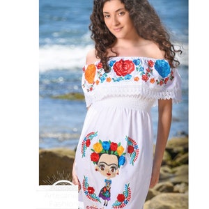 Vestido Mexican con Imagen de Frida /Mexican Embroidery Dress with Image of Frida