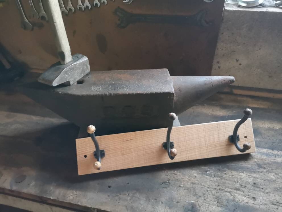 Porte Manteau Mural ' La Forge Du Ventoux ,35.00 EUR