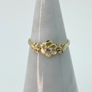 14k Yellow Gold Flower Ring CZ Women Thin Band Size 5 - 9