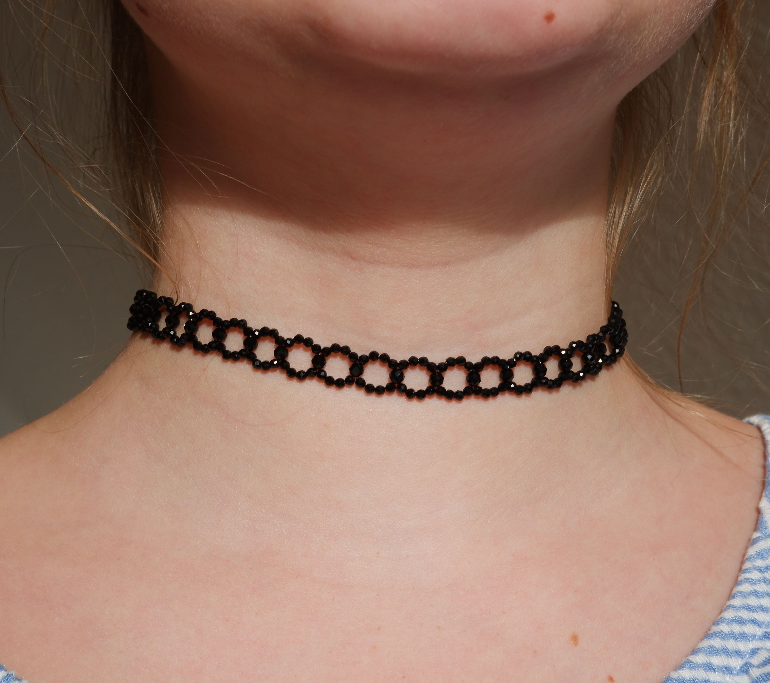 Choker Black Gemstone Goiter Band 