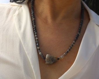 Collana di ematite e labradorite, collana di pietre preziose, collana lunga di pietre preziose, gioielli con pietre preziose
