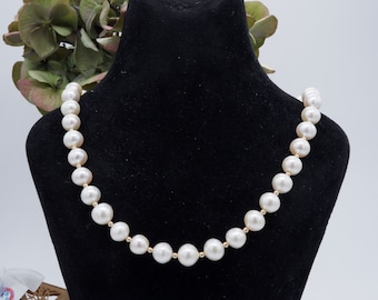 Almost round freshwater pearl necklace, wedding necklace, freshwater cultured pearls 9-10 mm, 14k gf pearls