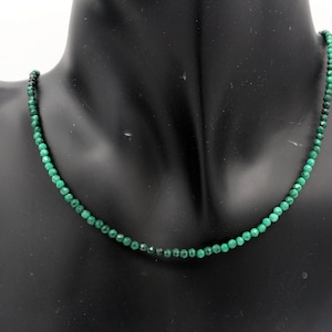 filigree malachite pearl necklace, dainty green necklace, delicate thin faceted gemstone necklace, layering necklace