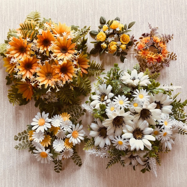 Vintage Mid Century Plastic Floral Candle Rings Wreaths, Orange Yellow Spring/Summer Flowers, Daisies Roses Fox & Cubs, MCM Farmhouse Decor