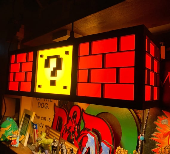 Super Mario Bros. Question Block with Mario Lamp | GameStop