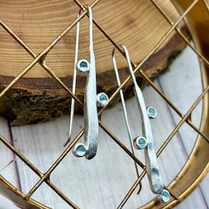 Aquamarine, earring, statement, silver, hanging earrings, art, silver jewelry, goldsmiths, gemstone, healing stone, blue