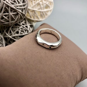 Ring, silver ring, statement, statement ring, silver, silver jewellery, goldsmith, handmade, zirconia, spinel, sand casting, casting