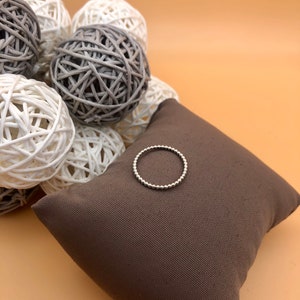 ring, silver ring, silver, silver jewelry, goldsmith, handmade, pearl wire, pearl, ball
