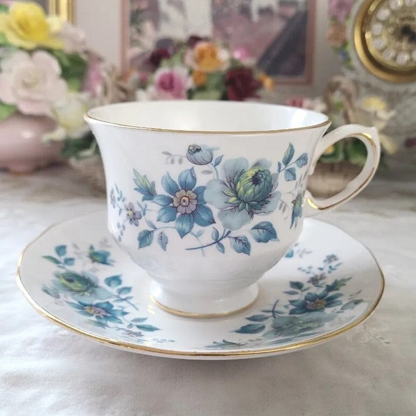 Queen Anne blue flower teacup and saucer set (crazing) - England