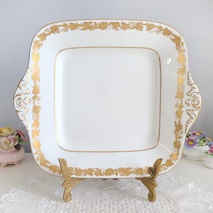 Wedgwood Whitehall Square Handled Cake Plate - England