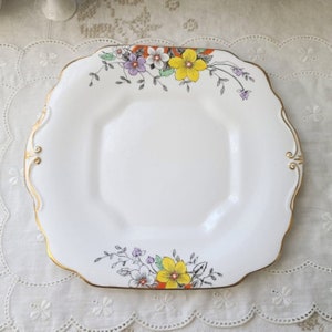 Wellington hand painted cake Plate - England