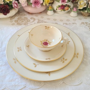 Lenox Rhodora 4pc set, Bone China - USA (10set available)