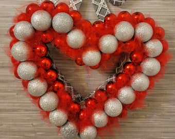 Small Valentines day heart wreath, ornament heart wreath, red and silver Valentines wreath