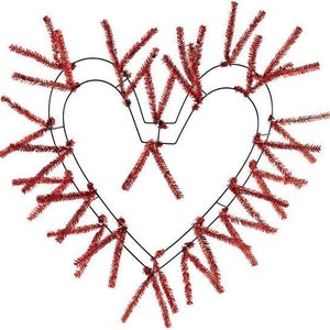 17 Moss Heart Wreath Form – DecoratorCrafts