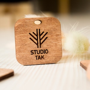 Etiquetas de madera hechas a mano - etiquetas personalizadas - etiquetas de productos - para ganchillo y artículos de punto