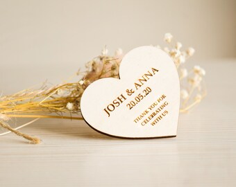 Wedding wooden magnet |  wedding favor magnet for guests | engraved favor tags