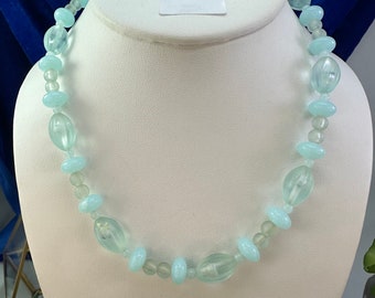 Vintage fashion necklace
