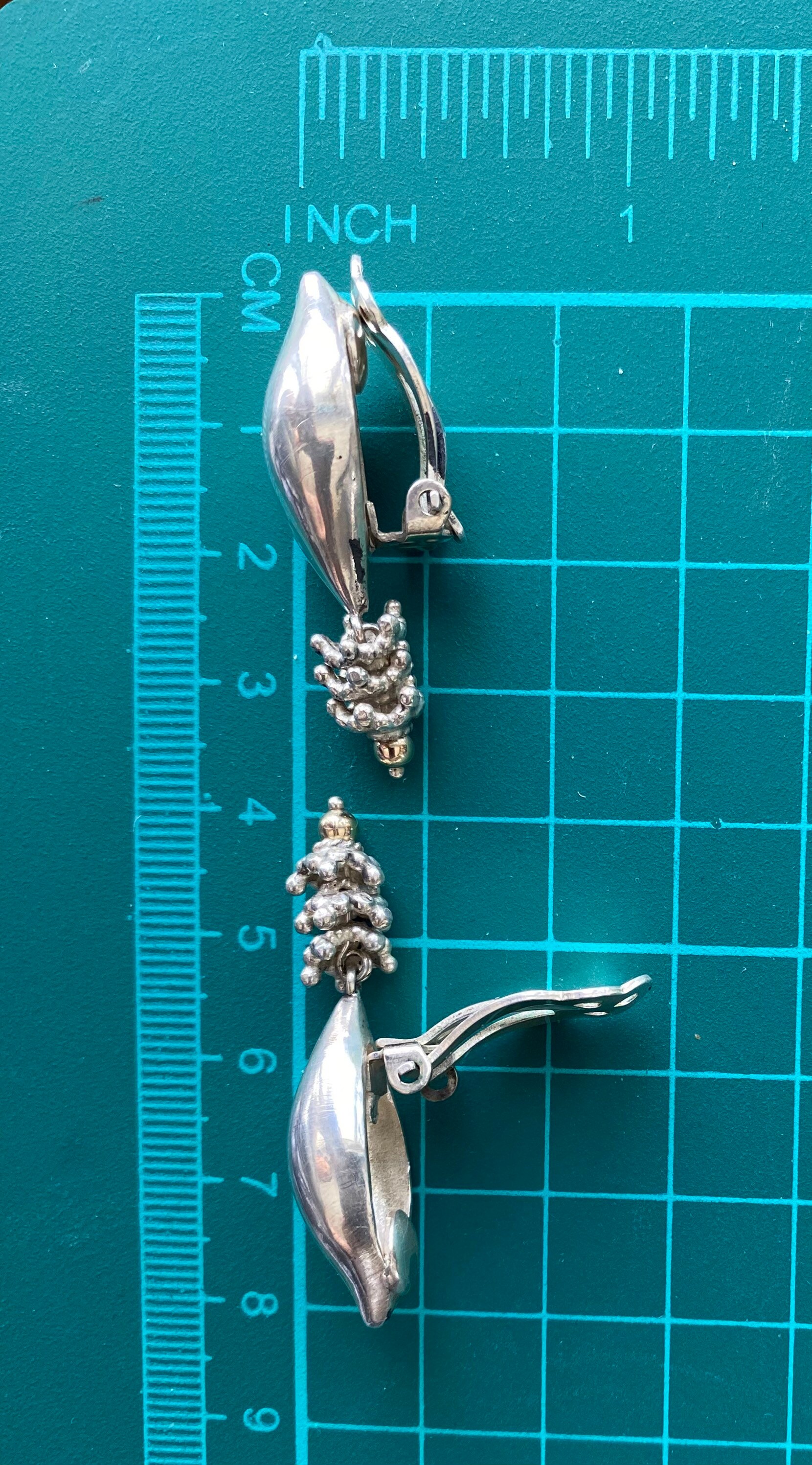 Boucles D'oreilles Clip Argenté Vintage - Signées L G S - Modèle T B E - Occasion Très Bon état