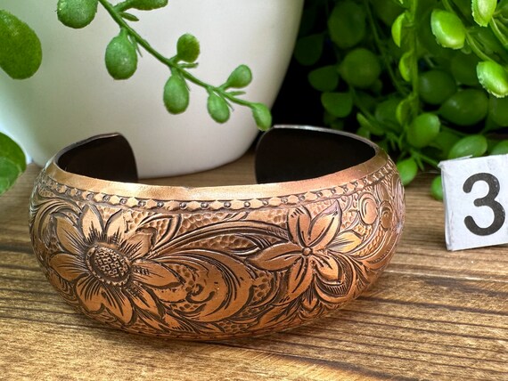 Assorted copper open back cuff bracelet bangles. … - image 7