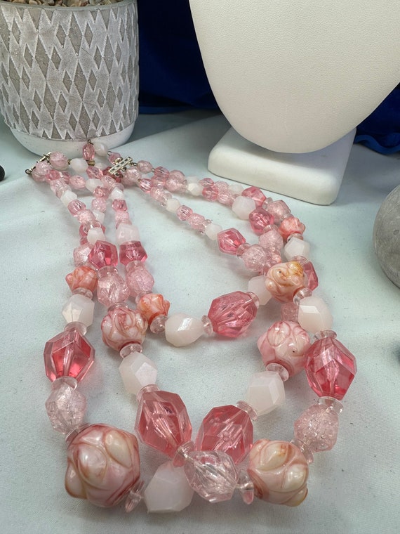 Vintage Bubblegum pink necklace and earring set, … - image 4