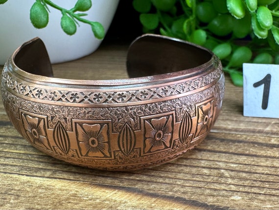 Assorted copper open back cuff bracelet bangles. … - image 3