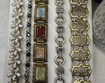 Assorted vintage bracelets