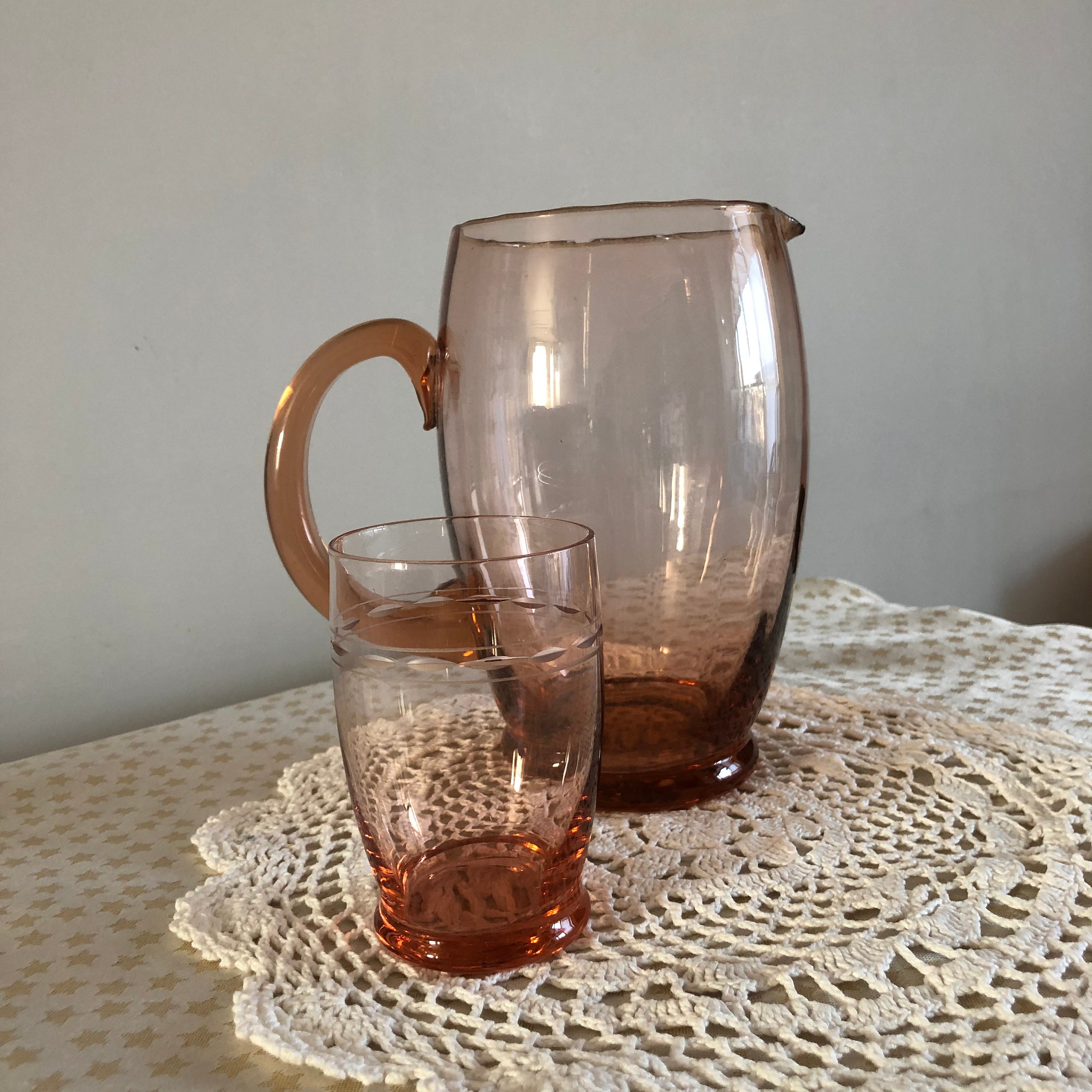 Pichet et Son Verre Rose Ancien