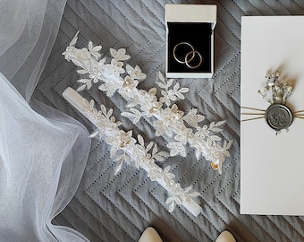 Jarretière de mariage avec dentelle ivoire, perles et cristaux, ensemble jarretière de mariée