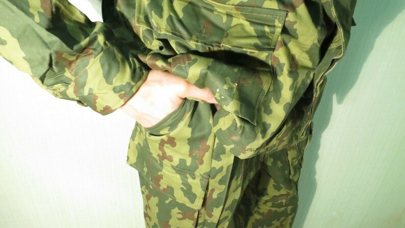 Russian Army Summer Jacket/&pants BDU Afghanka VSR-93 Flora Vertikalca Butan 1990-s dated OTK stamp manufacturer Very bright camo pattern
