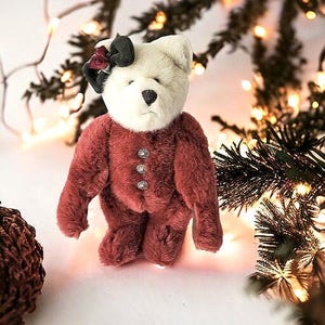 Boyd&#39;s Bear &quot;Gwendolyn&quot; Boyd&#39;s Holiday Bear 1990-97 The Archive Collection #1364 11.5&quot; H
