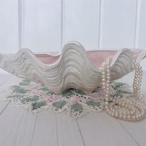 Vintage Mid-Century Atlantic Mold Ceramic Shell Bowl