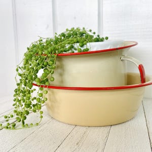 2er Set Vintage Porzellan Emaille Topf, Schüssel, Cremeweiß & Rot, Primitive Bauernhaus Küche Dekor