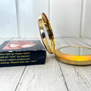 Vintage Mid-Century Gold-Plated Pocket Hand Purse Makeup Mirror, Brass Light Up Compact by T. Eaton Co. image 3