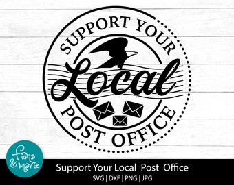 Może przedstawiać: Czarno-biały projekt graficzny znaczka pocztowego z tekstem "Support Your Local Post Office" i stylizowanym obrazem orła i kopert.