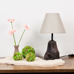 Lampe en bois flotté « Leonhardistein » par Altholzkreation